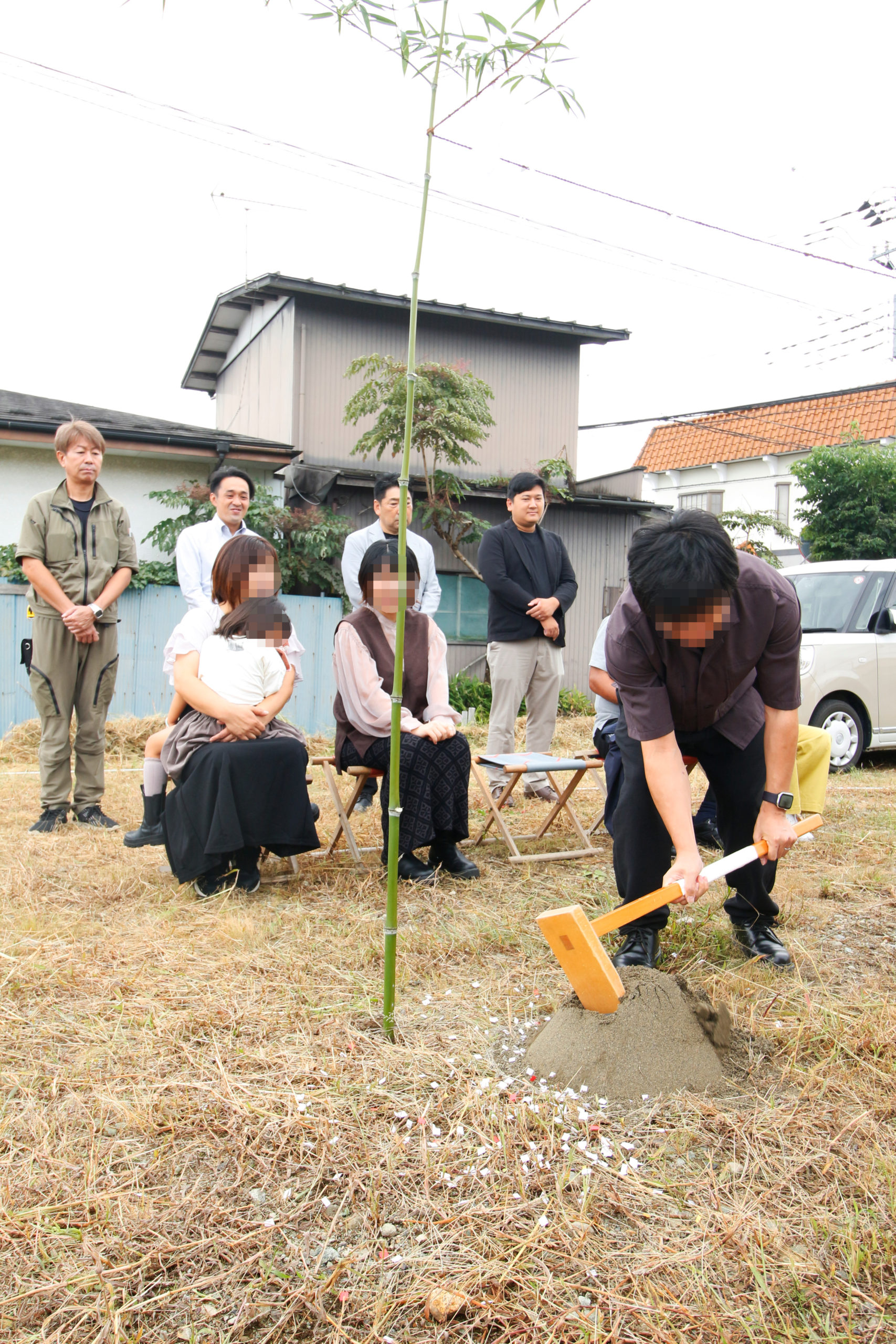 栃木県那須塩原市島方注文住宅地鎮祭の鍬入れの儀の写真
